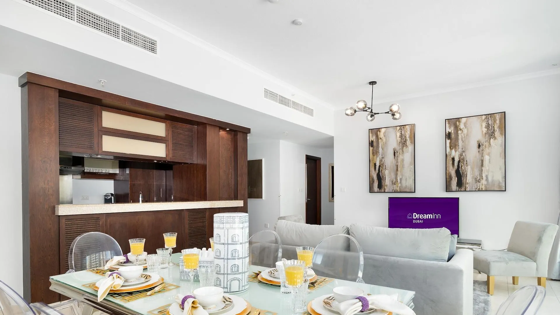 **  Dream Inn Dubai -Burj Residence Spojené arabské emiráty
